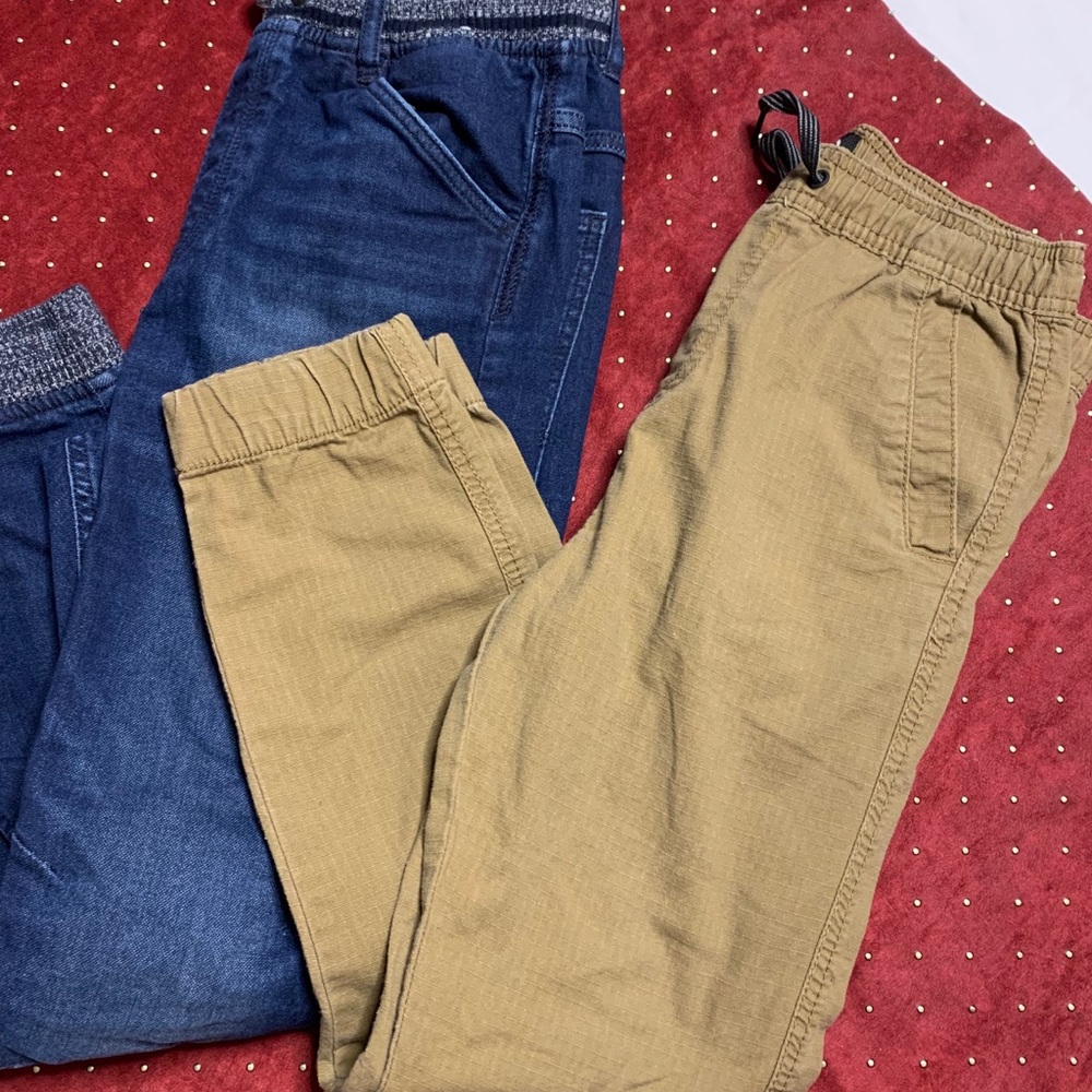 Lot of 2 joggers
